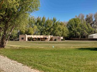 122 Camino del Viernes, Taos, NM 87571
