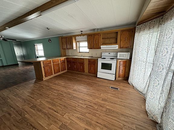 4th image of 2900 Grand Ave Lot 265