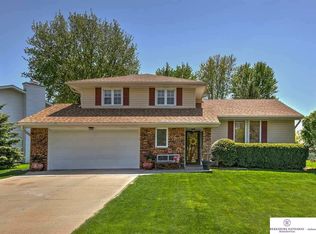 14805 Eldorado Dr, Omaha, NE 68154
