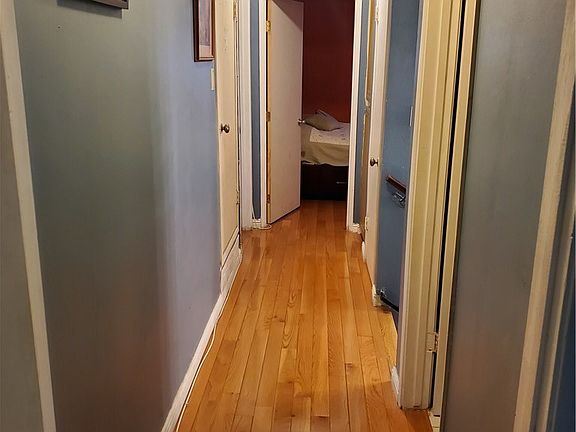 2nd image of 13118 Dronfield Ave