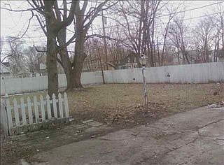 2nd image of 719 W Wolf Ave