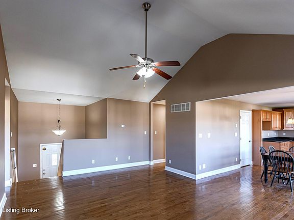 5th image of 5013 Black Falcon Way