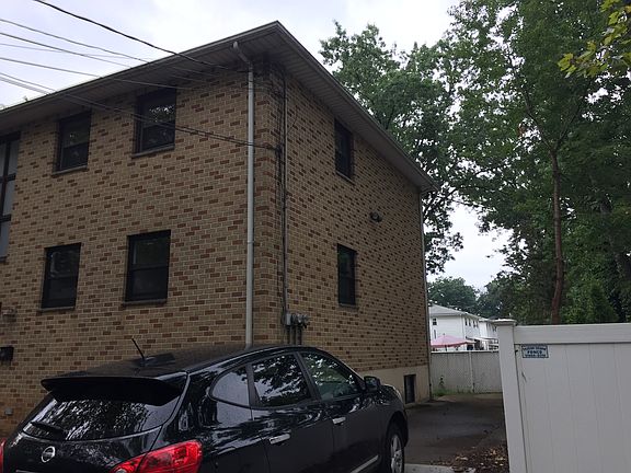 3rd image of 62 Cornelia St