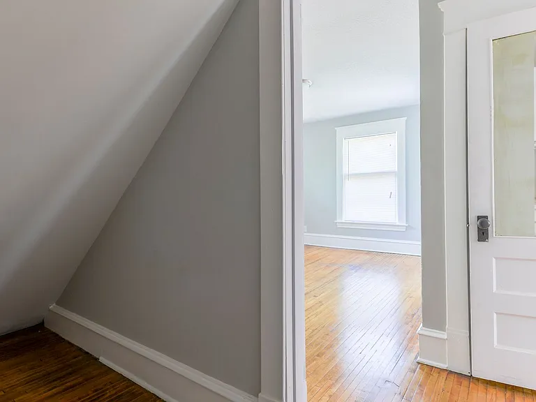 2600 Dupont Ave South — Photo 5