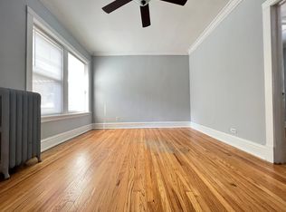 3949 N Hoyne Ave #3, Chicago, IL 60618
