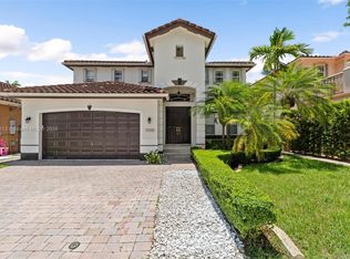 16246 SW 66th St, Miami, FL 33193