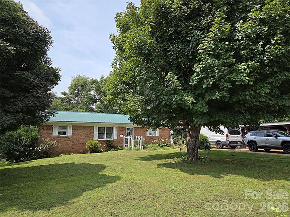 3rd image of 1743 Baber Rd