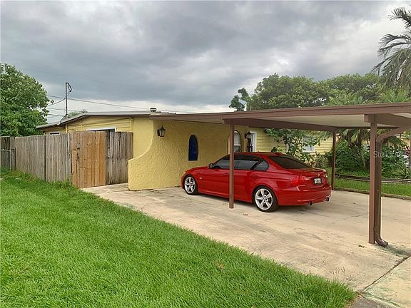 3rd image of 4121 Sanseviera Ln