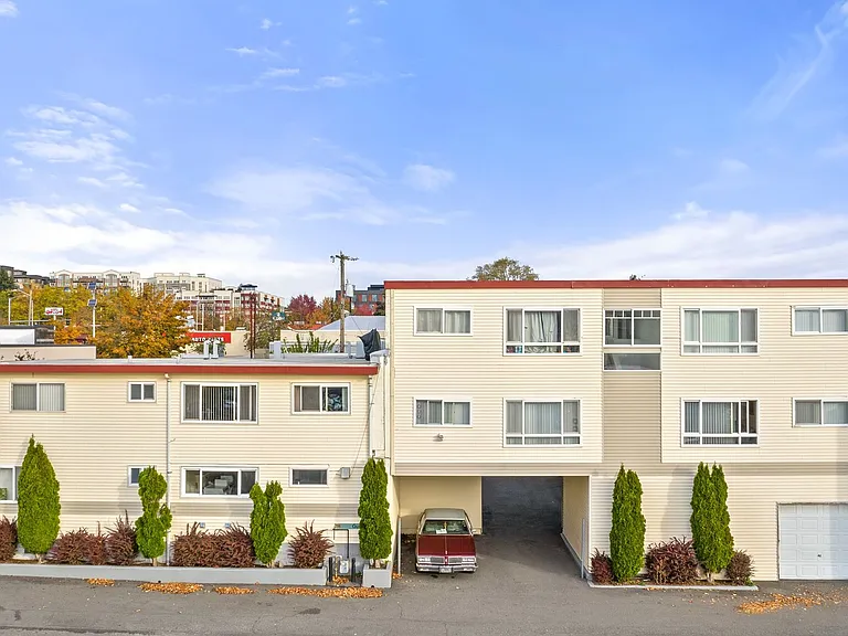 Cornerstone Apartments in Ballard — Photo 28