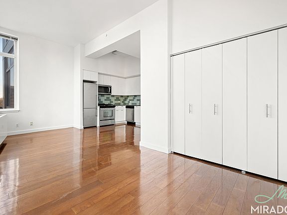 5th image of 80 Dekalb Ave APT 19F