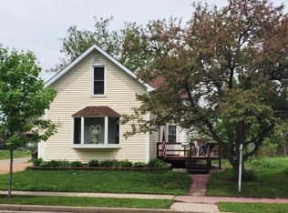 14 W Prospect Ave, Tomahawk, WI 54487