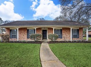 2003 Silverpines Rd, Houston, TX 77062