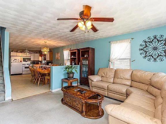 2nd image of 95 Blanding Ave #95