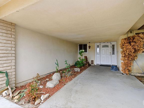 4th image of 2404 Prestwick Ct