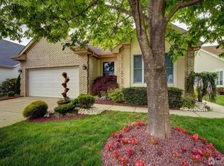 12 Brighton Ct, Monroe Township, NJ 08831