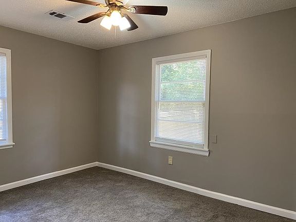 2nd image of 708 S Greer St