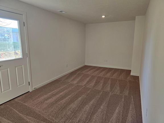3rd image of 2685 Meigs Dr