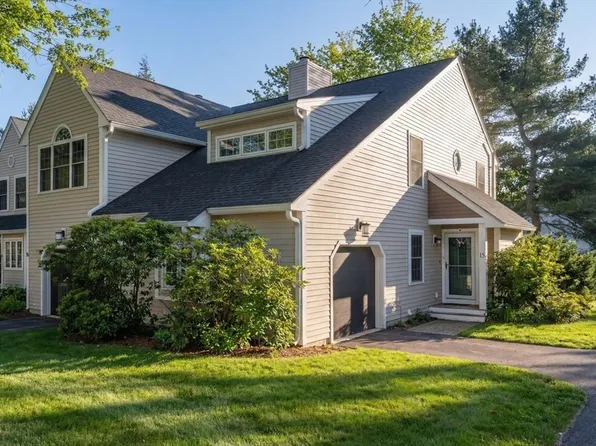 160 Pine St APT 15, Newton, MA 02466