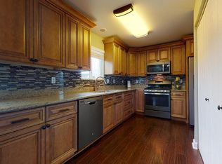 1747 Fiddyment Dr, Romeoville, IL 60446