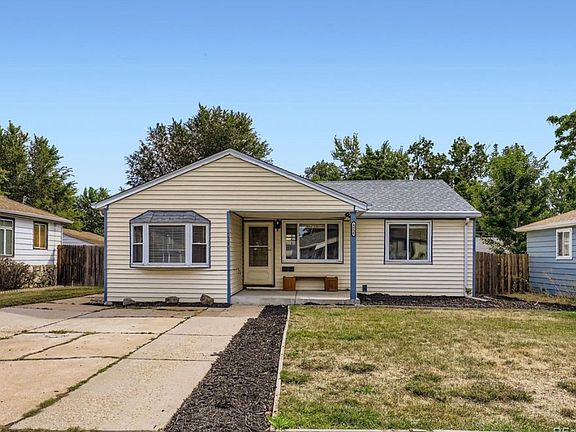 2nd image of 4856 Umatilla St #A