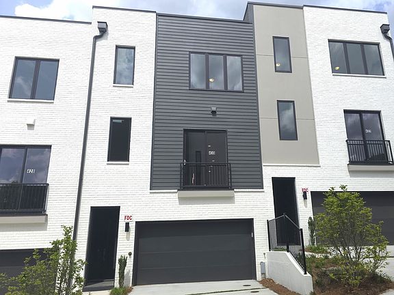 3rd image of 430 Cedar Dust Dr