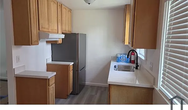 2 bed, 725 sqft, $2,700 — Photo 4