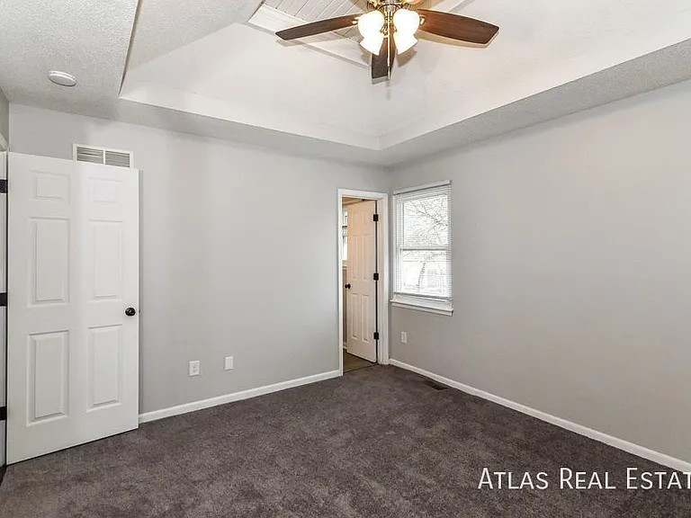 710 S Park Dr — Photo 7