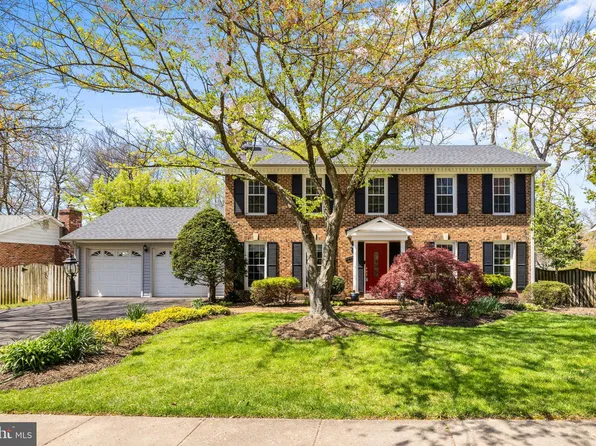 4332 Ashford Ln, Fairfax, VA 22032