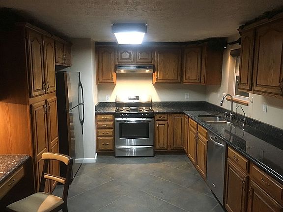 Kitchen w/all LED lighting