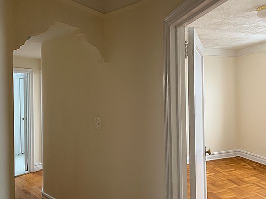 5th image of 2828 Kings Hwy #B3