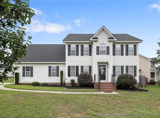 5515 Miranda Dr, Hope Mills, NC 28348