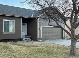 1007 Edward St, Papillion, NE 68046