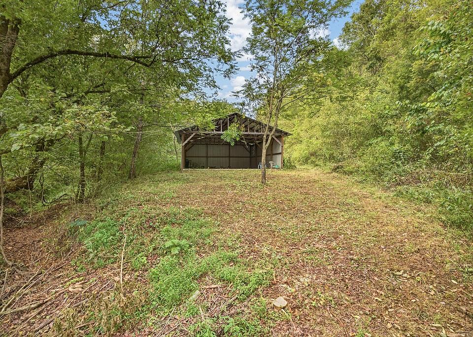 1st image of 1310 Hunting Creek Rd