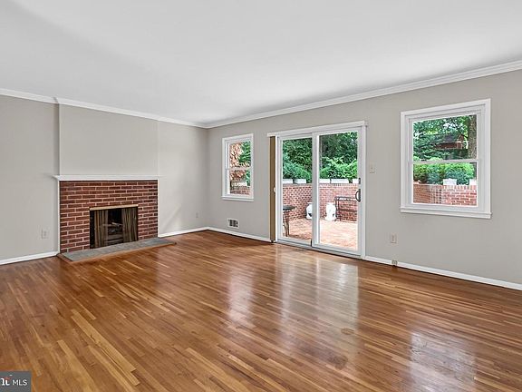 2nd image of 7604 Boulder St