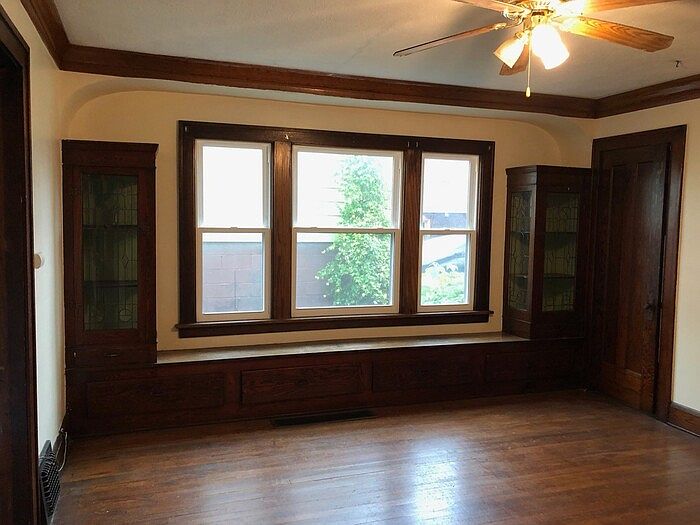 1st image of 4112 Behrwald Ave