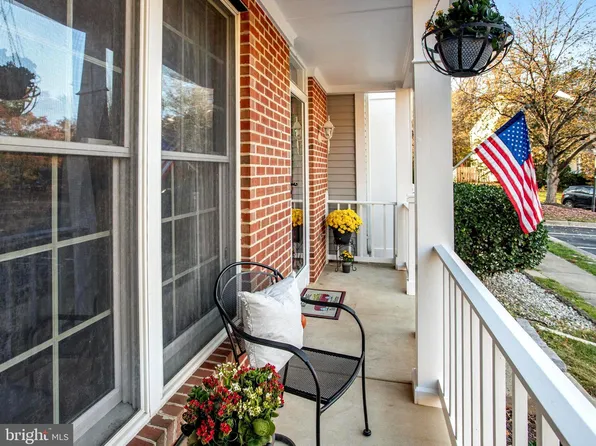 12317 Manchester Way, Woodbridge, VA 22192