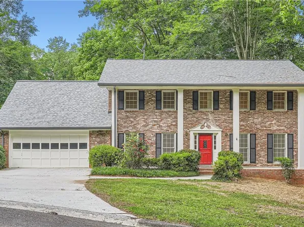 2034 Starfire Dr, Atlanta, GA 30345