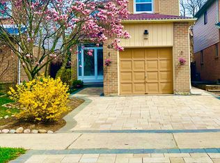 43 Bluesky Cres, Richmond Hill, ON