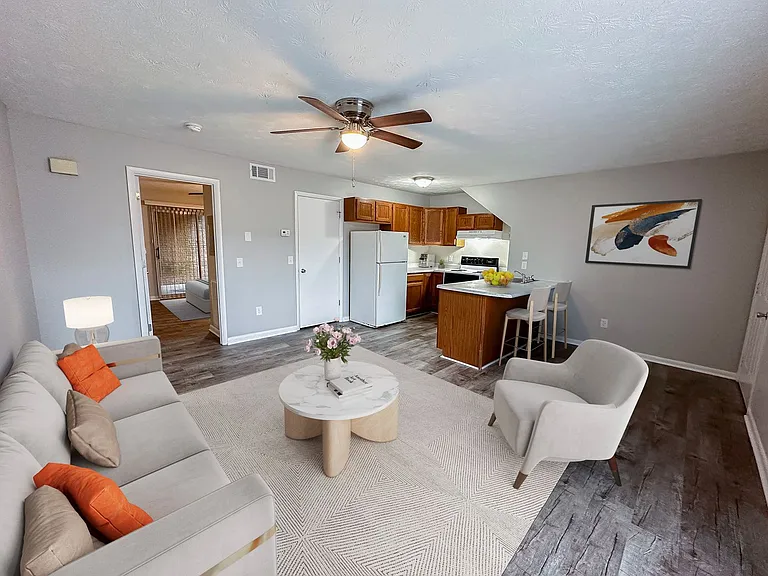 Lakeland Hills Apartment Homes — Photo 45