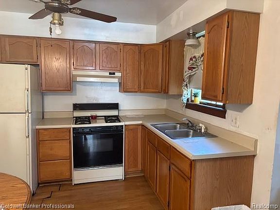 4th image of 25449 Bell Rd