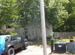 40 Brookshire Rd, Sicklerville, NJ 08081