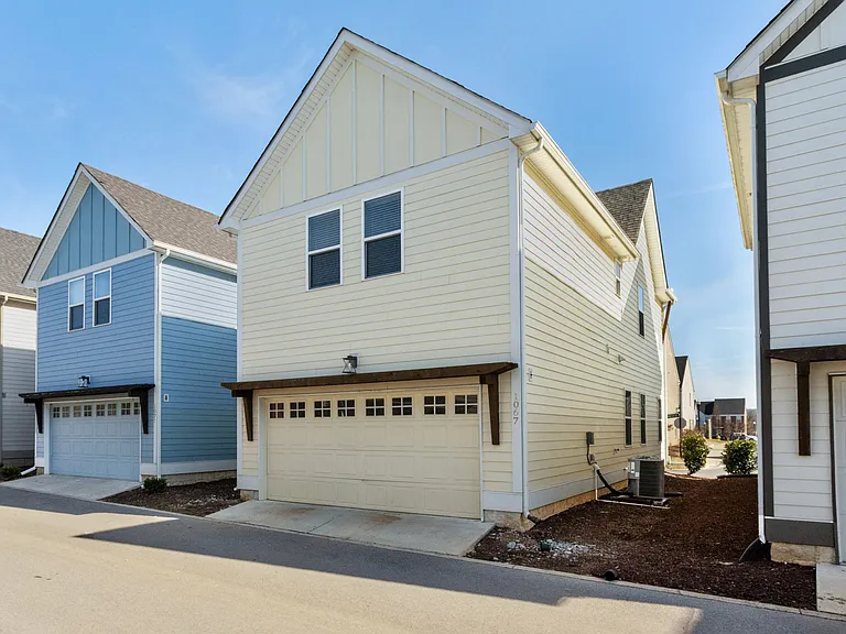 1067 Emery Bay Cir — Photo 28