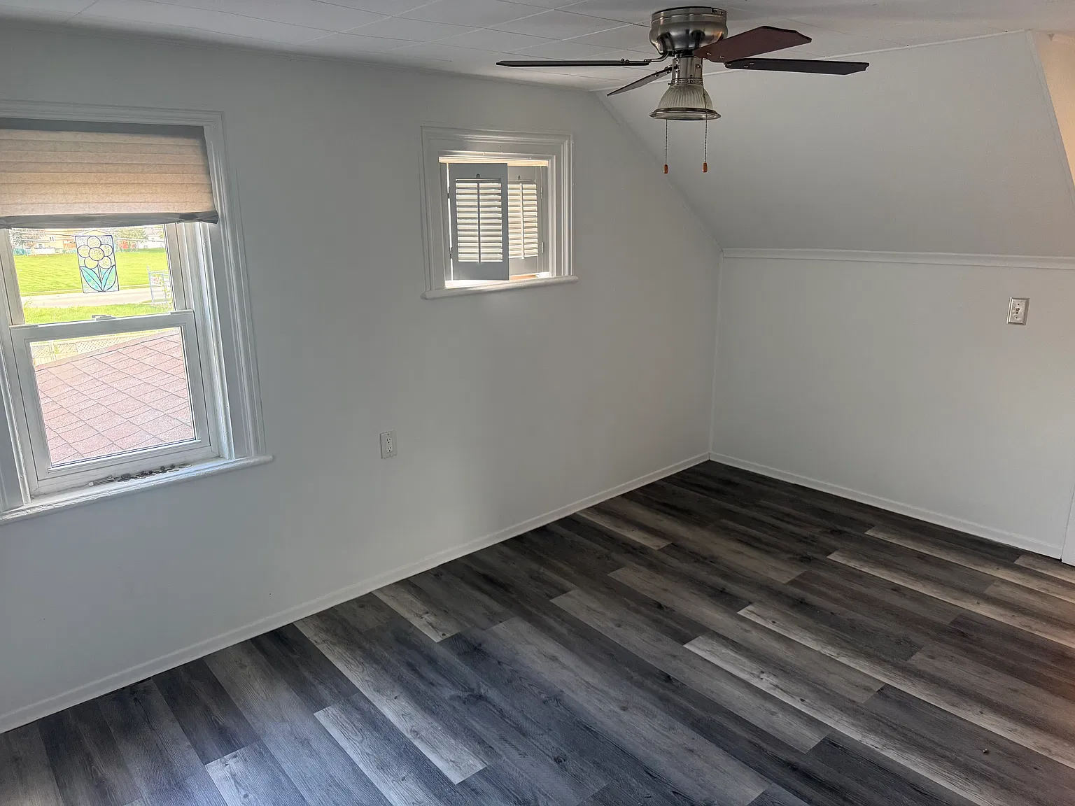 41 Woods St — Photo 3