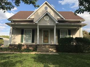 16 Hawthorne Dr, Lawrenceburg, TN 38464