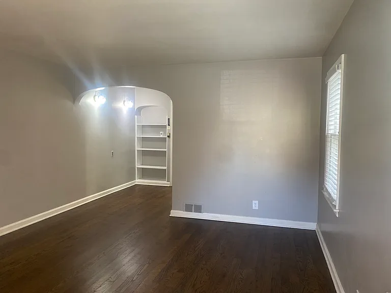 221 S 38th Ave #1 — Photo 11
