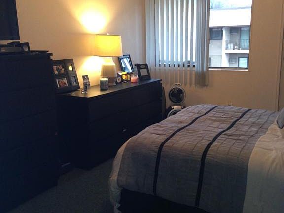 4th image of 330 Shore Dr APT F-23