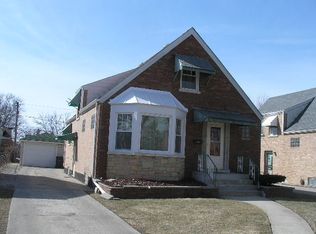 2246 S 21st Ave, Broadview, IL 60155