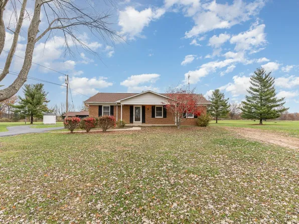 9806 Gustin Rider Rd, Blanchester, OH 45107