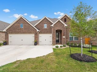 225 Emerald Garden Rd, San Marcos, TX 78666