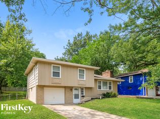 8007 E 93rd Ter, Kansas City, MO 64138